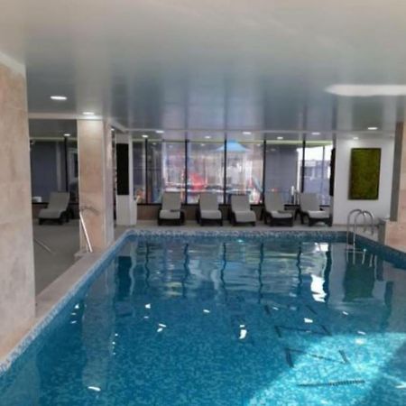 Alezzi Luxury Apartment Spa Resort Piscina Incalzita Sauna Parking Năvodari Екстериор снимка