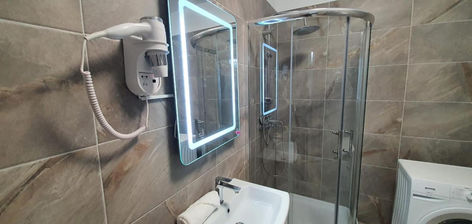 Alezzi Luxury Apartment Spa Resort Piscina Incalzita Sauna Parking Năvodari Екстериор снимка